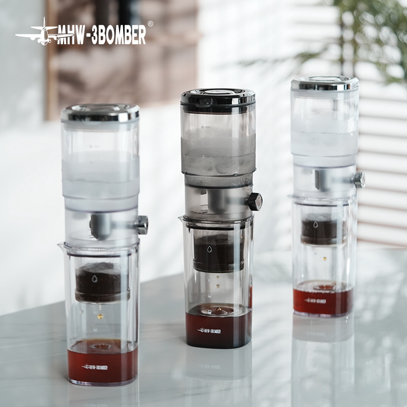 Precision needle valve regulator controlling water droplet flow rate